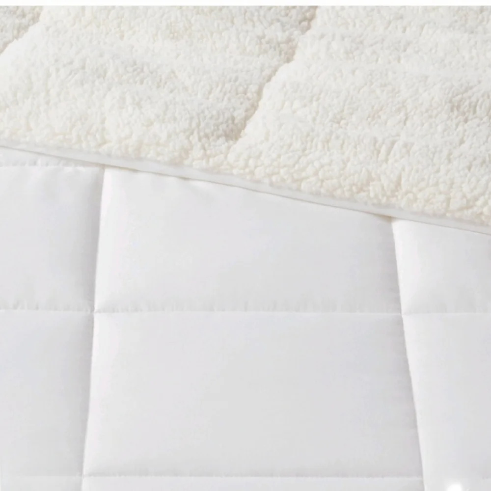 Room Essentials Faux Shearling Washed Microfiber Reversible Comforter white Twin
